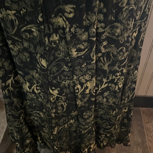💕CABI*REVERSIBLE SKIRT - Picture 7 of 10